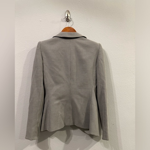 Armani blazer woman size 6 gray - Picture 6 of 6